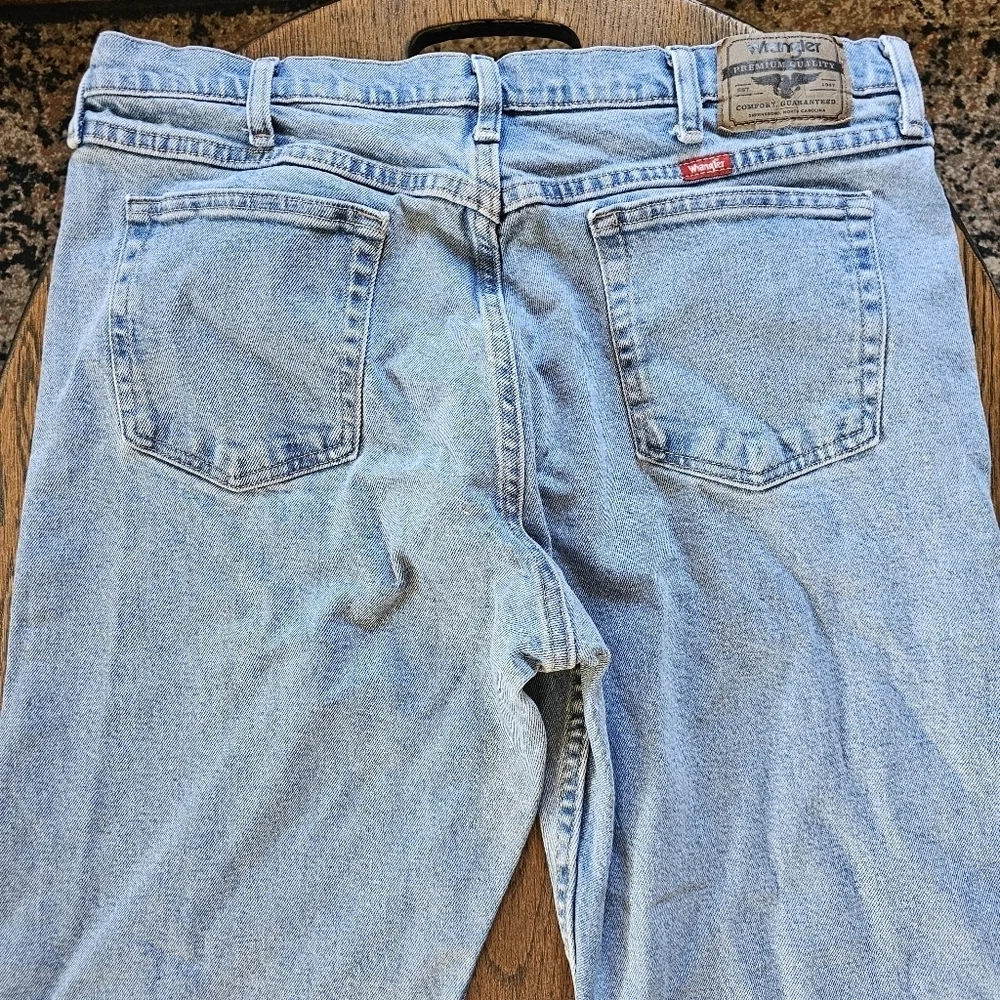 WRANGLER® FIVE STAR PREMIUM DENIM RELAXED FIT JEAN Size Men's 36x29